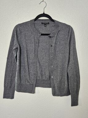 Banana Republic Women's Heather Gray Crewneck Button Cardigan Size Small